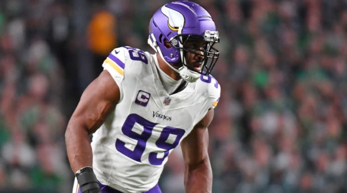 Vikings edge rusher Danielle Hunter
